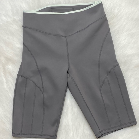 FP Free Movement Biker Yoga Shorts workout run jog - Picture 7 of 13